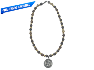 Collar de ágata de piedra natural asociado a tradiciones históricas de bienestar y equilibrio emocional.